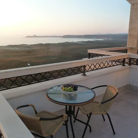 Golden Dunes דירה