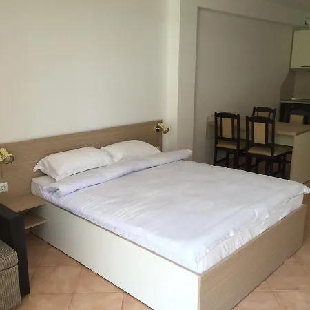 Golden Dunes Apartman *