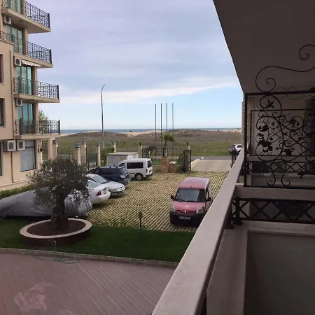 Golden Dunes Apartman